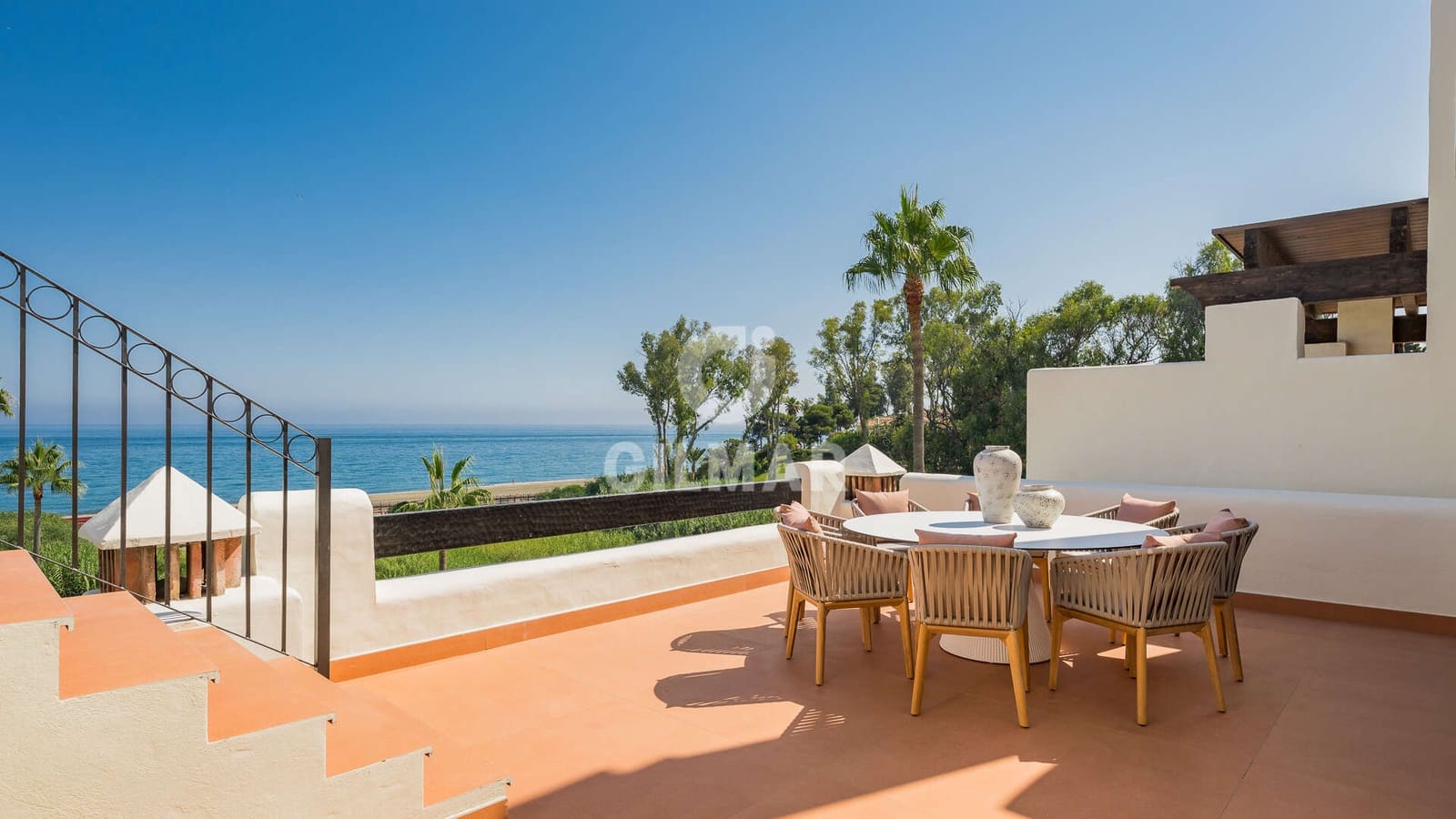 3 sovrum Takvåning till salu i Estepona med pool - 2 995 000 € (Ref: 9293424)
