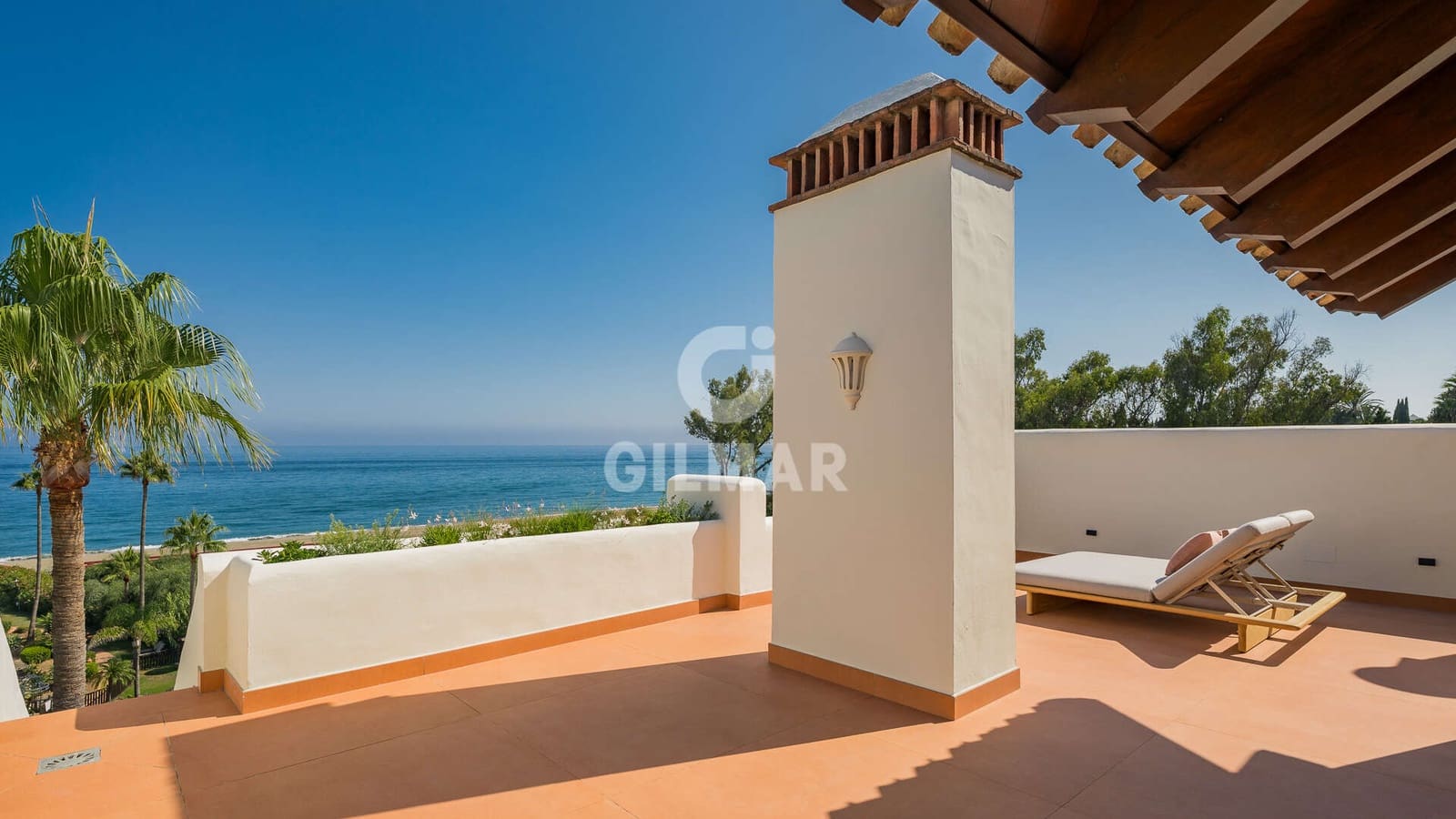 3 sovrum Takvåning till salu i Estepona med pool - 2 995 000 € (Ref: 9293424)