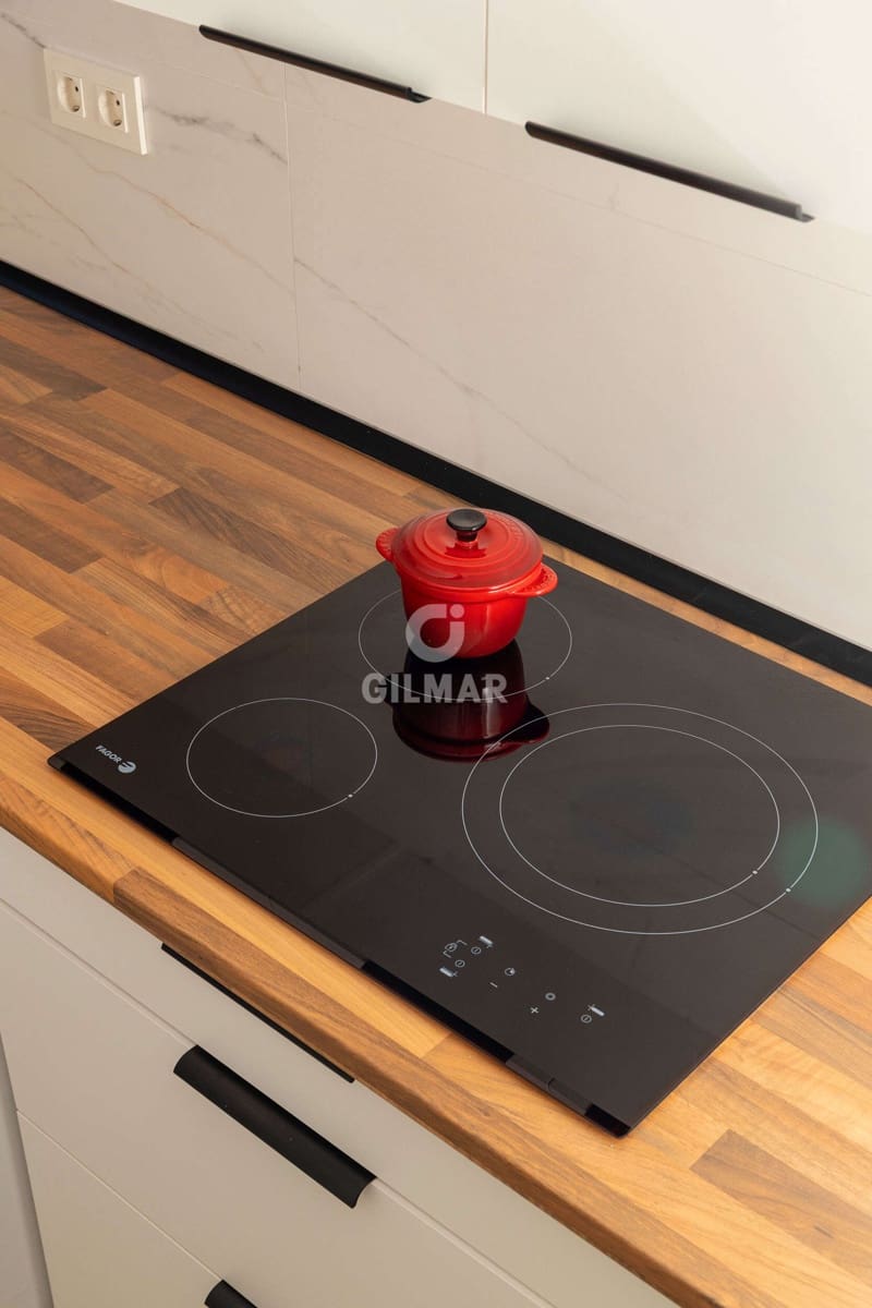 3 bedroom Flat for sale in Torremolinos - € 330,000 (Ref: 9294791)