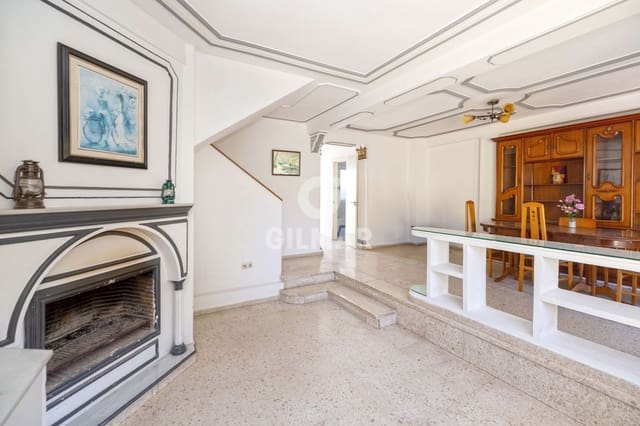 4 chambre Villa/Maison Mitoyenne à vendre à Los Boliches , Fuengirola avec piscine - 440 000 € (Ref: 9294793)