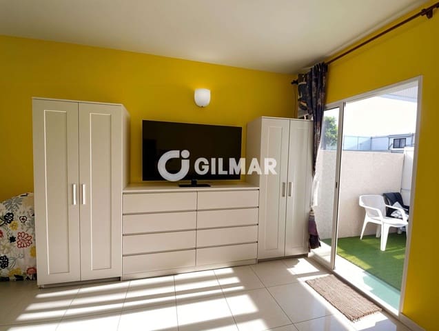 Studio till salu i Costa del Silencio, Arona med pool garage - 142 500 € (Ref: 9294799)