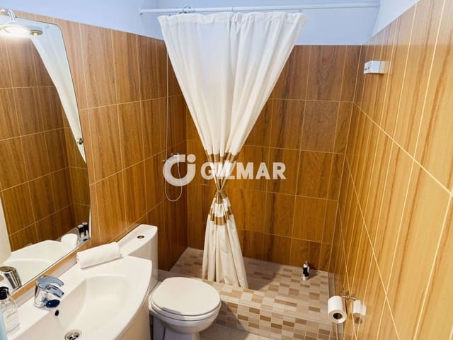 Studio till salu i Costa del Silencio, Arona med pool garage - 142 500 € (Ref: 9294799)