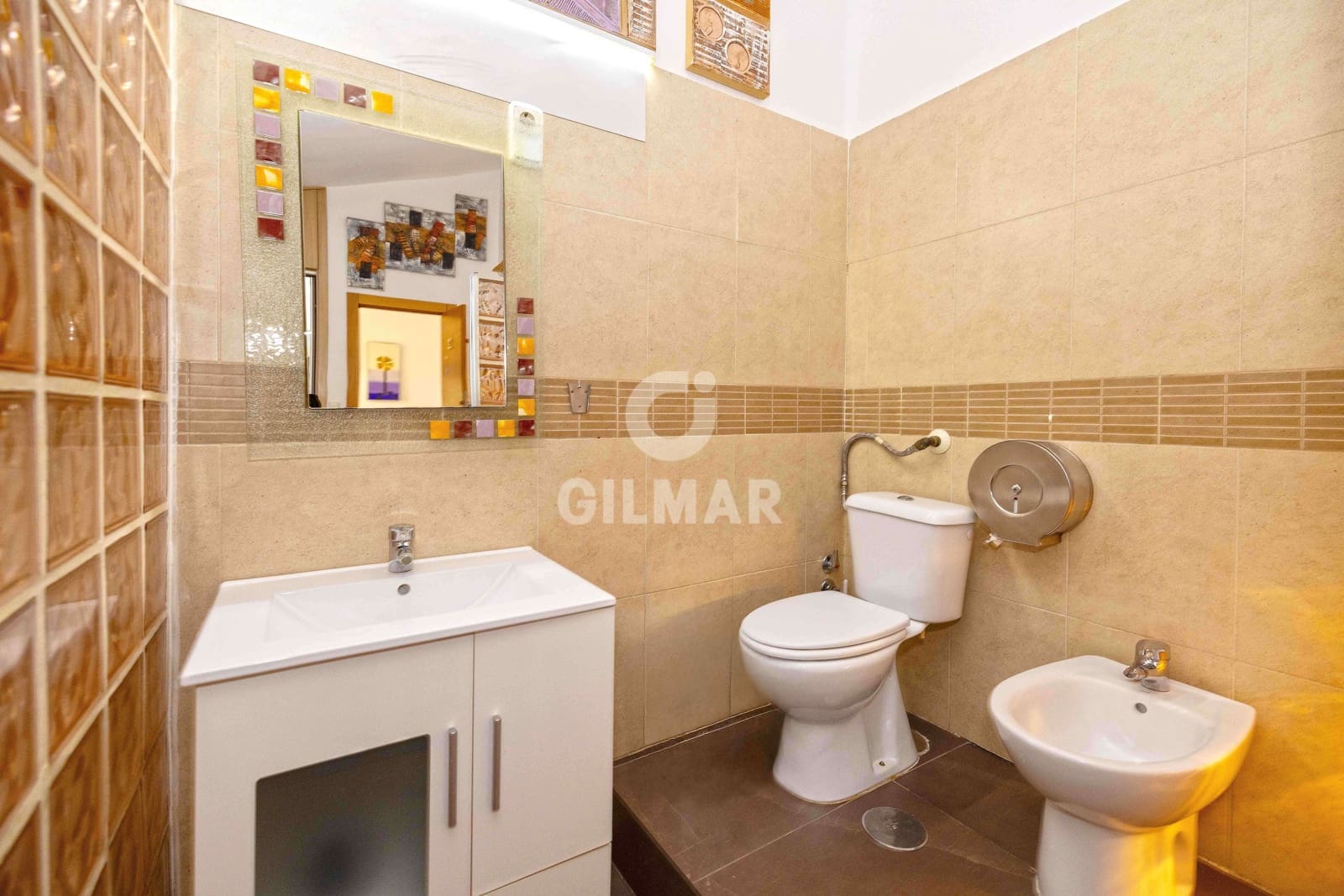 Commercieel te koop in Torremolinos - € 1.000.000 (Ref: 9294800)