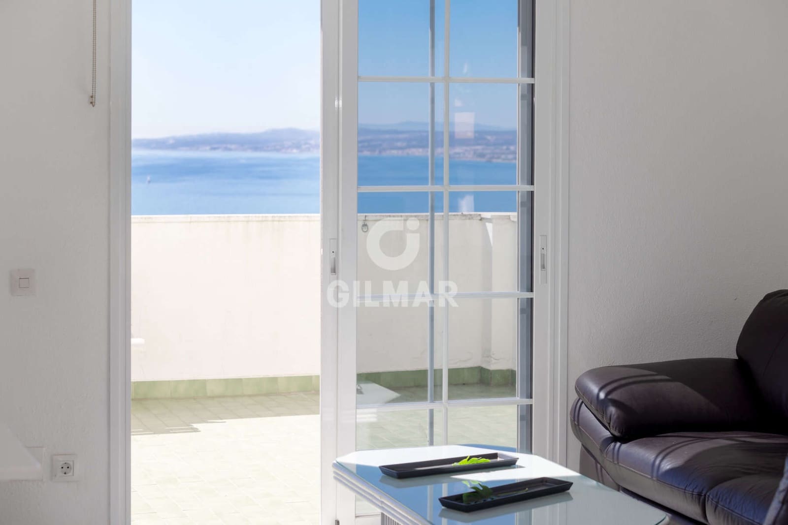 3 chambre Appartement à vendre à Estepona avec piscine - 650 000 € (Ref: 9297372)