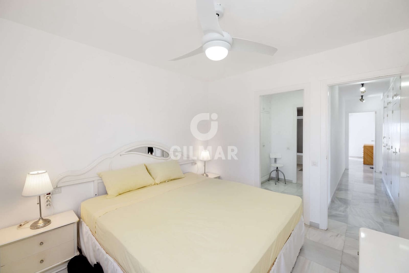 3 chambre Appartement à vendre à Estepona avec piscine - 650 000 € (Ref: 9297372)