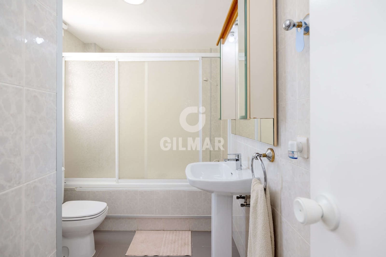 3 chambre Appartement à vendre à Estepona avec piscine - 650 000 € (Ref: 9297372)