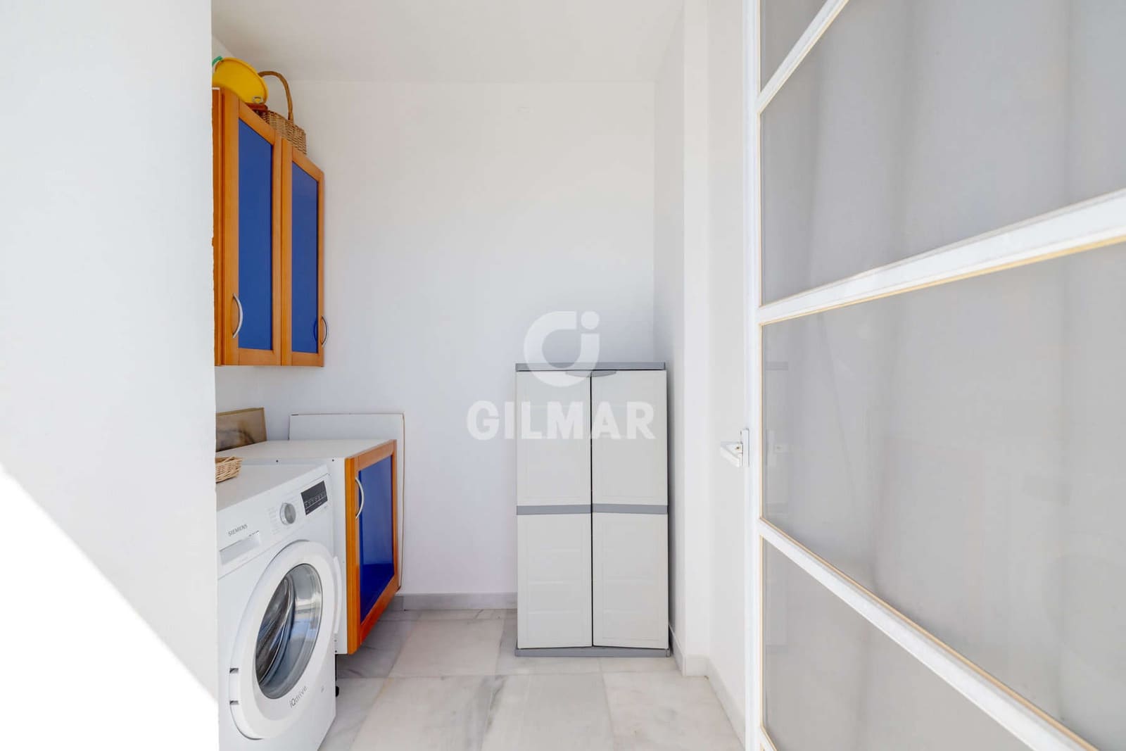 3 chambre Appartement à vendre à Estepona avec piscine - 650 000 € (Ref: 9297372)