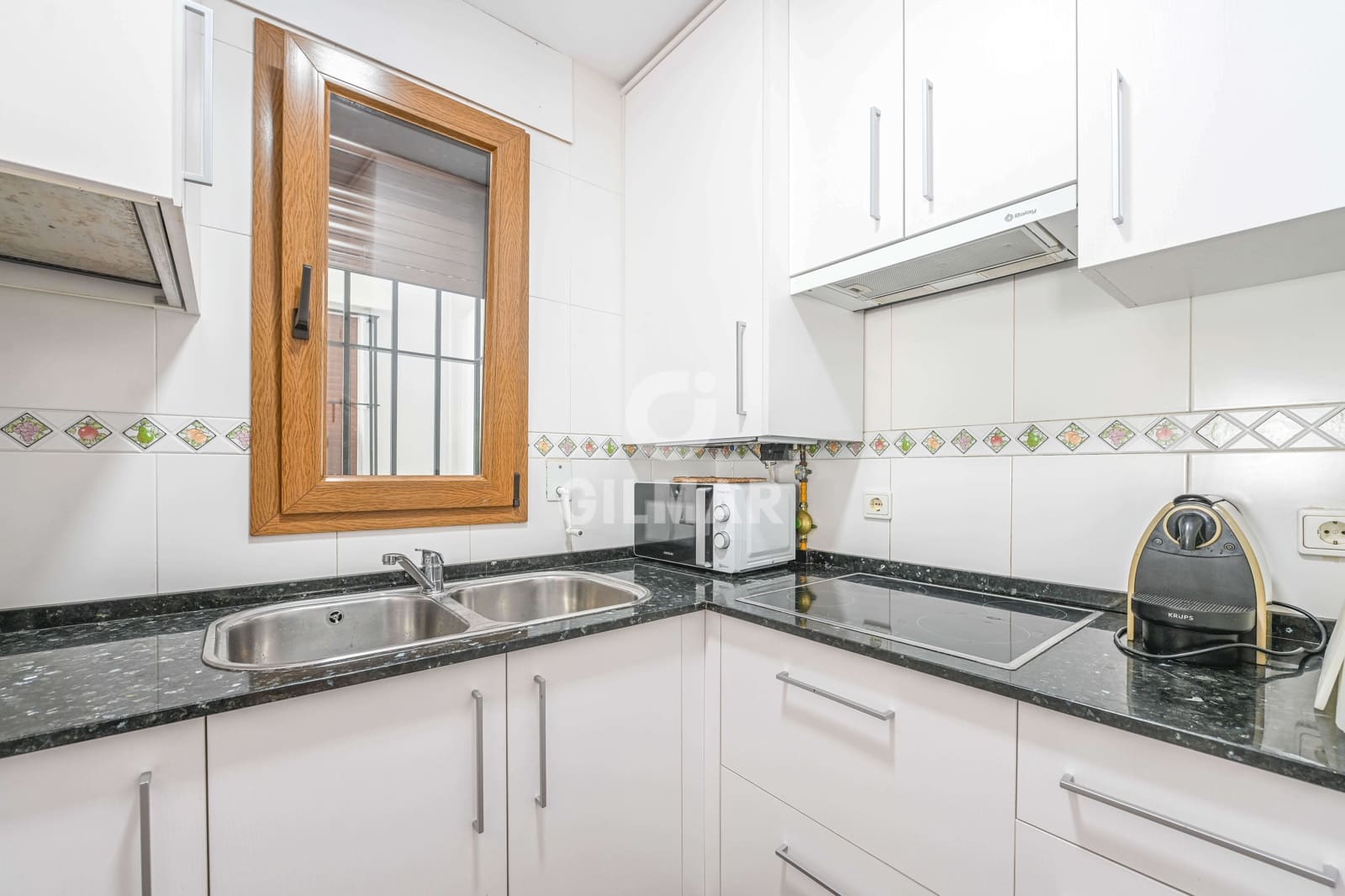 1 soveværelse Lejlighed til salg i Zahara de los Atunes med swimmingpool garage - € 325.000 (Ref: 9297375)