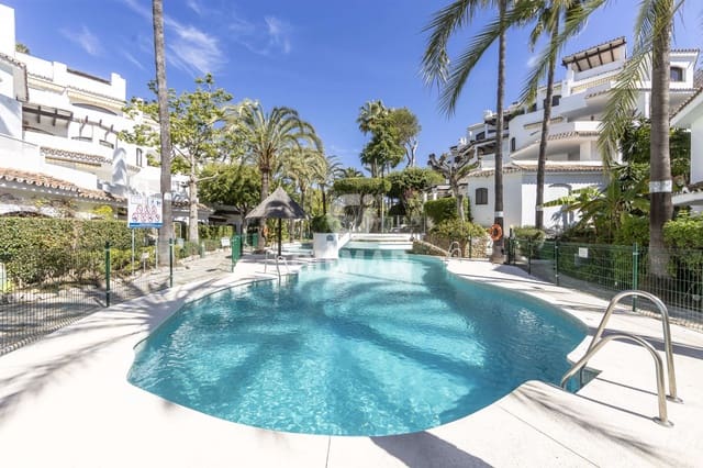 3 soveværelse Lejlighed til salg i Real de Zaragoza, Marbella med swimmingpool - € 649.000 (Ref: 9298830)