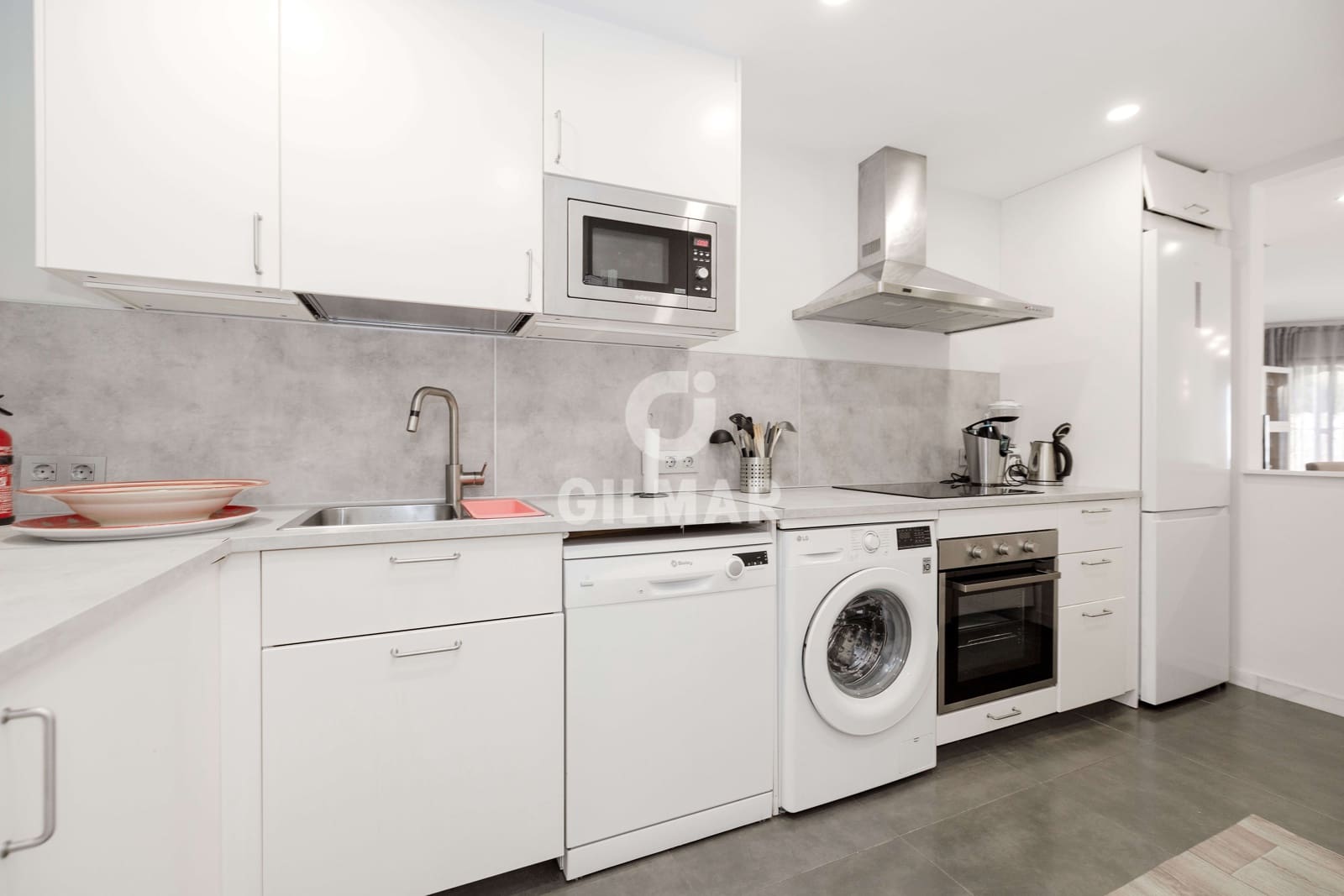 3 soveværelse Lejlighed til salg i Marbella med swimmingpool - € 649.000 (Ref: 9298830)