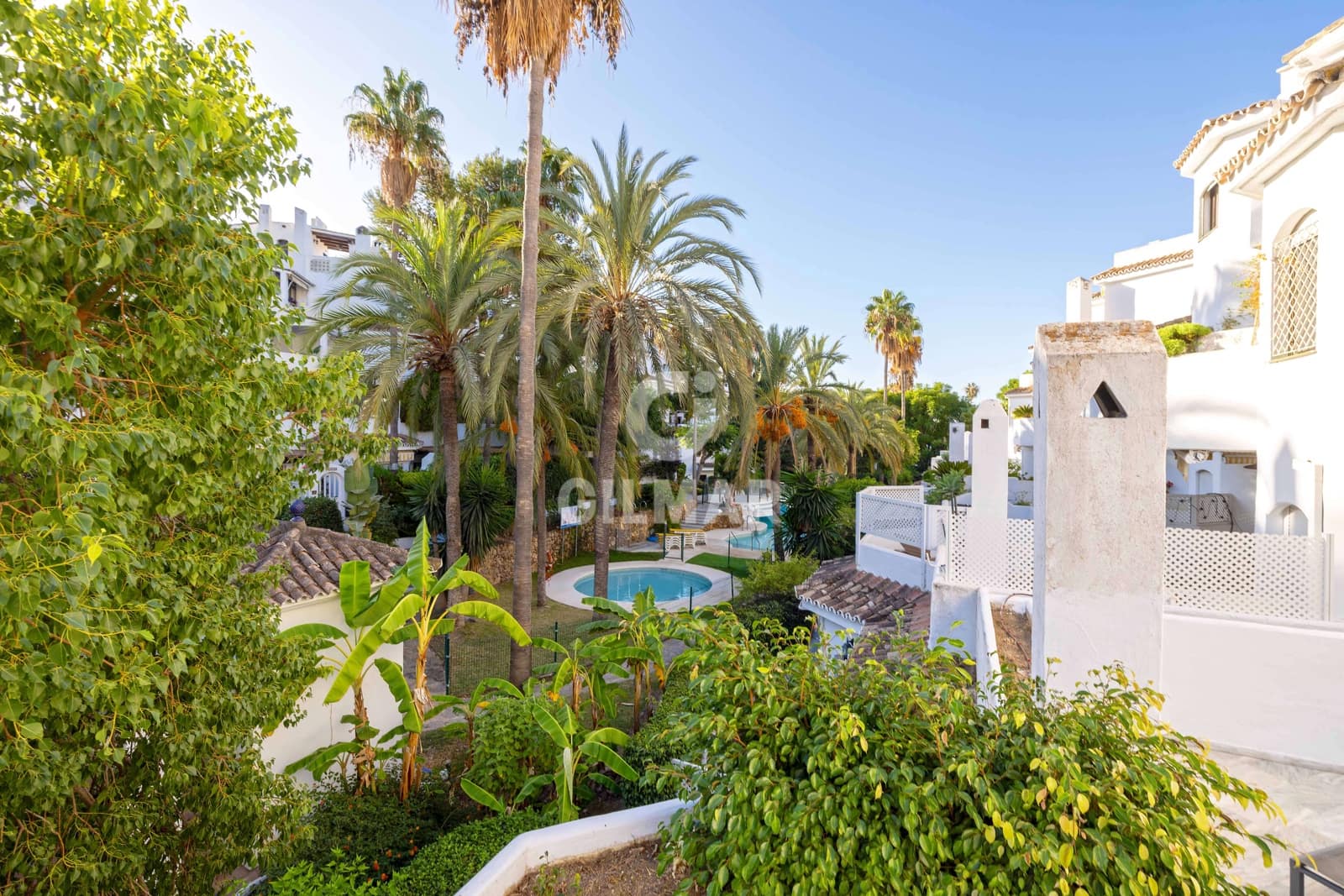 3 soveværelse Lejlighed til salg i Marbella med swimmingpool - € 649.000 (Ref: 9298830)