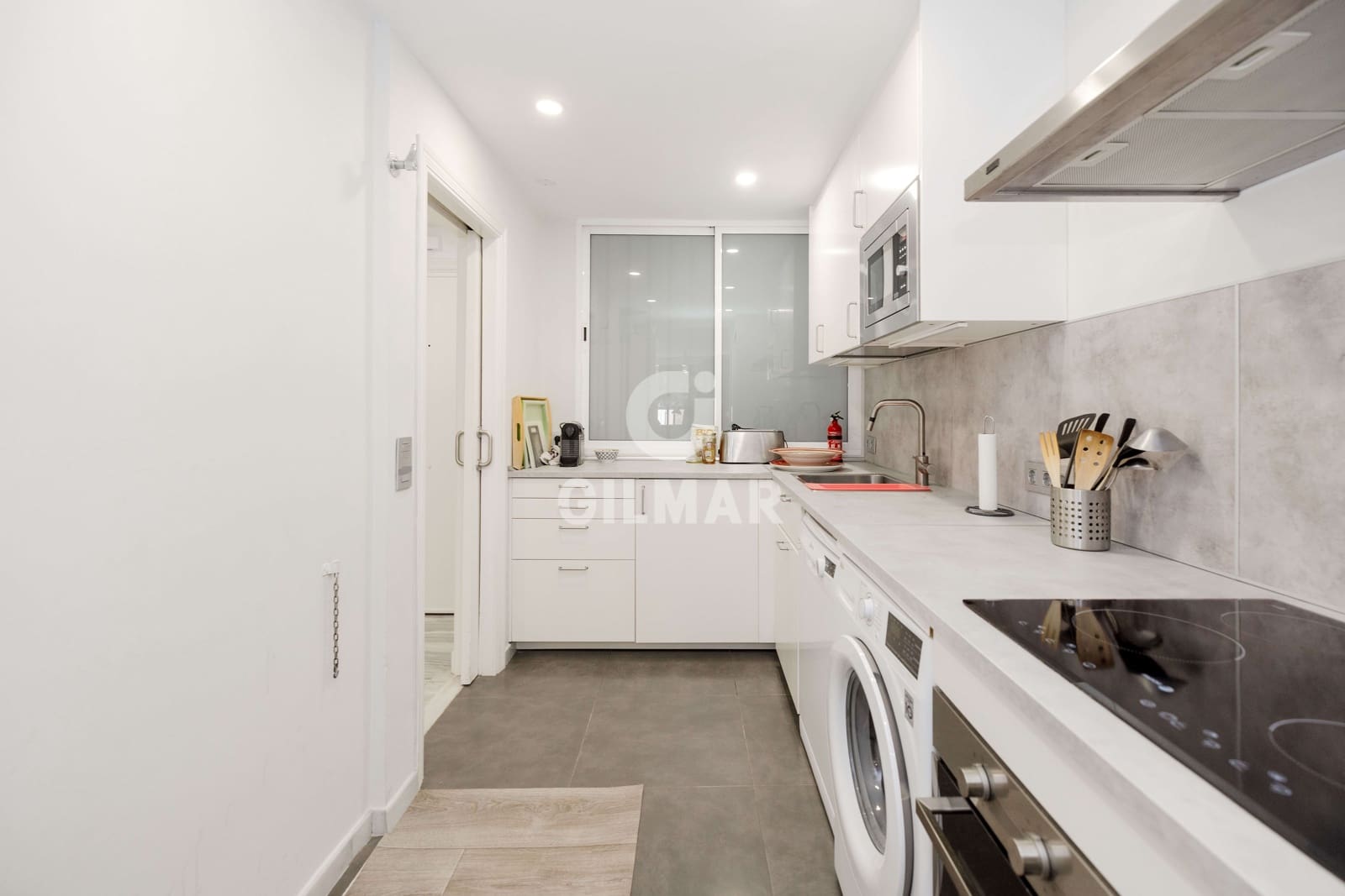 3 soveværelse Lejlighed til salg i Marbella med swimmingpool - € 649.000 (Ref: 9298830)