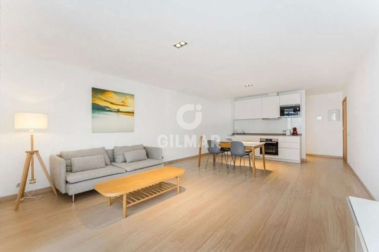 1 makuuhuone Asunto myytävänä paikassa Adeje mukana uima-altaan - 295 000 € (Ref: 9298991)