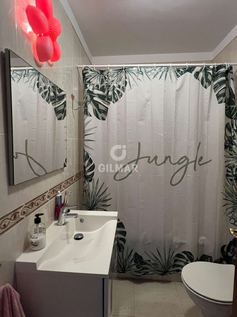 3 soveværelse Rækkehus til salg i El Medano med swimmingpool garage - € 404.000 (Ref: 9309303)