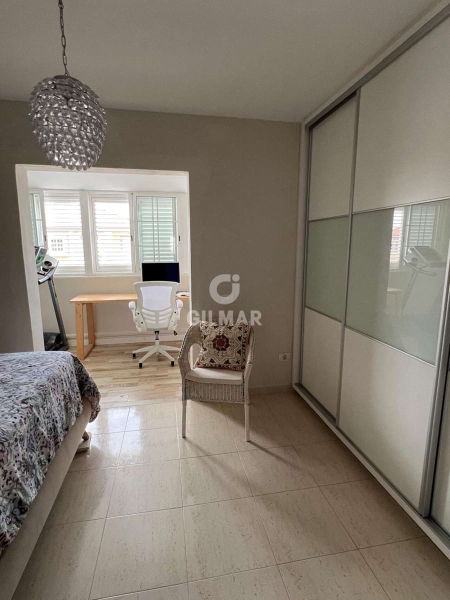 3 soveværelse Rækkehus til salg i El Medano med swimmingpool garage - € 404.000 (Ref: 9309303)