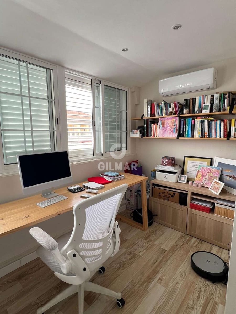 3 soveværelse Rækkehus til salg i El Medano med swimmingpool garage - € 404.000 (Ref: 9309303)