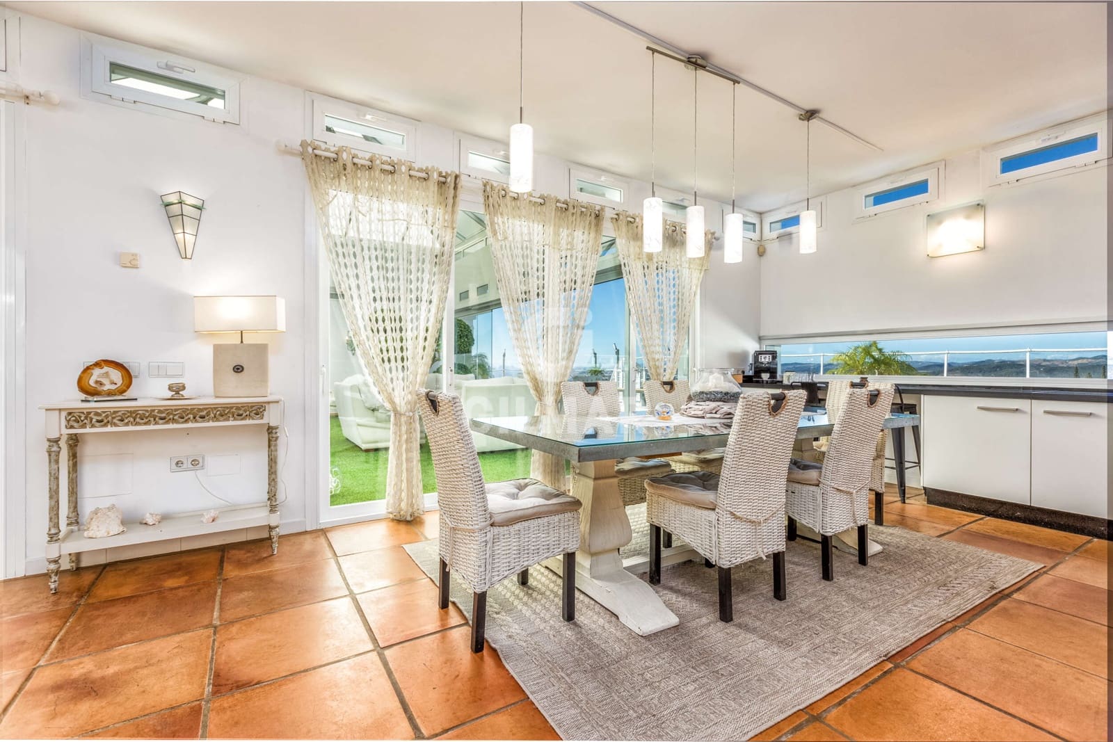 6 sypialnia Willa na sprzedaż w Estepona z basenem - 3 990 000 € (Ref: 9311859)