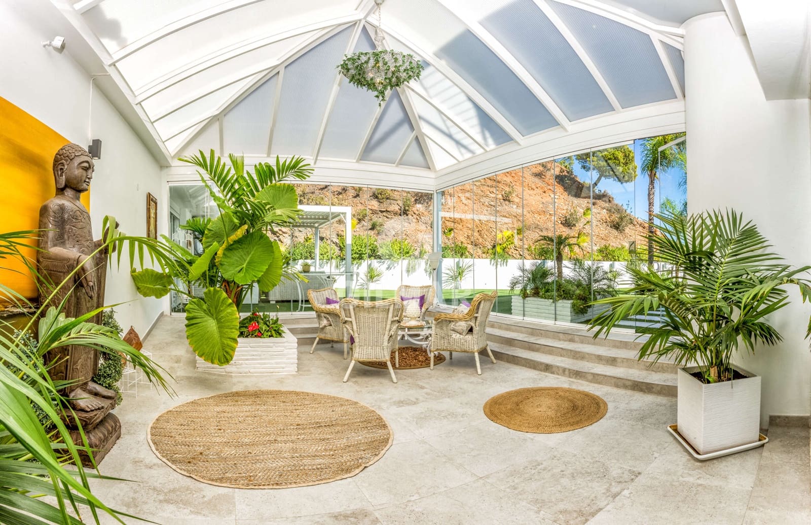 6 sypialnia Willa na sprzedaż w Estepona z basenem - 3 990 000 € (Ref: 9311859)