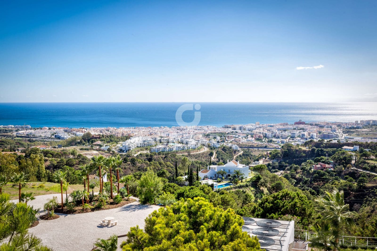6 sypialnia Willa na sprzedaż w Estepona z basenem - 3 990 000 € (Ref: 9311859)