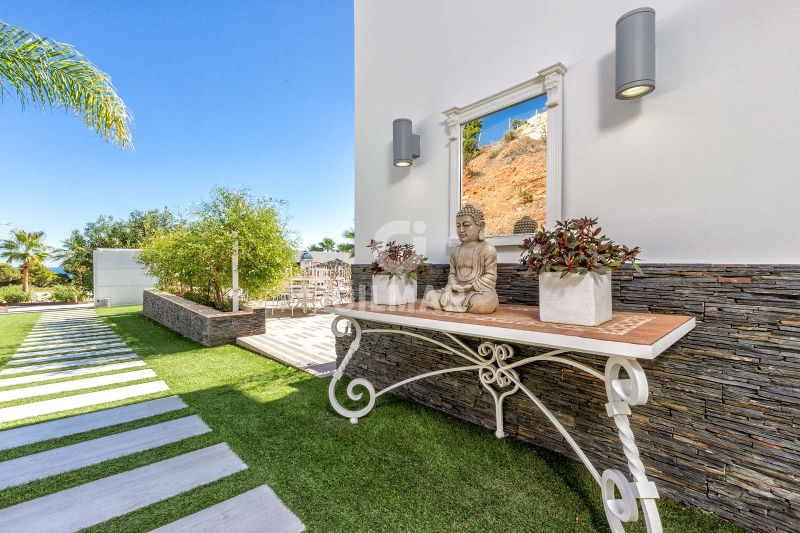 6 sypialnia Willa na sprzedaż w Estepona z basenem - 3 990 000 € (Ref: 9311859)