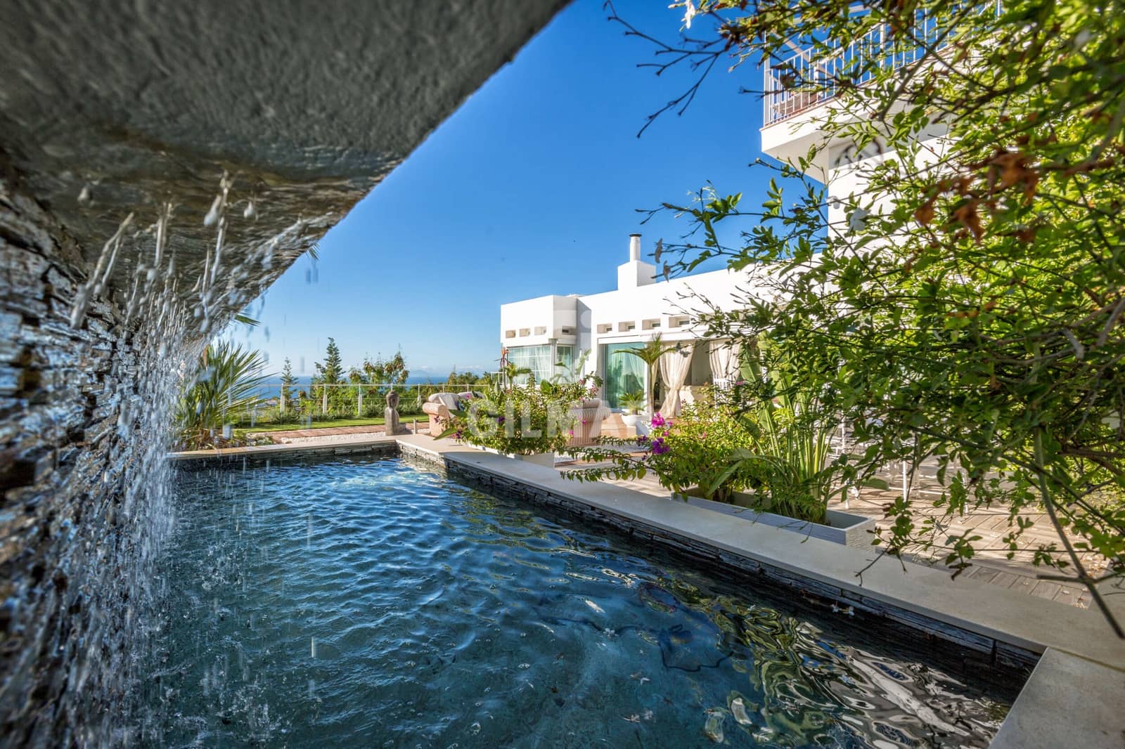 6 sypialnia Willa na sprzedaż w Estepona z basenem - 3 990 000 € (Ref: 9311859)