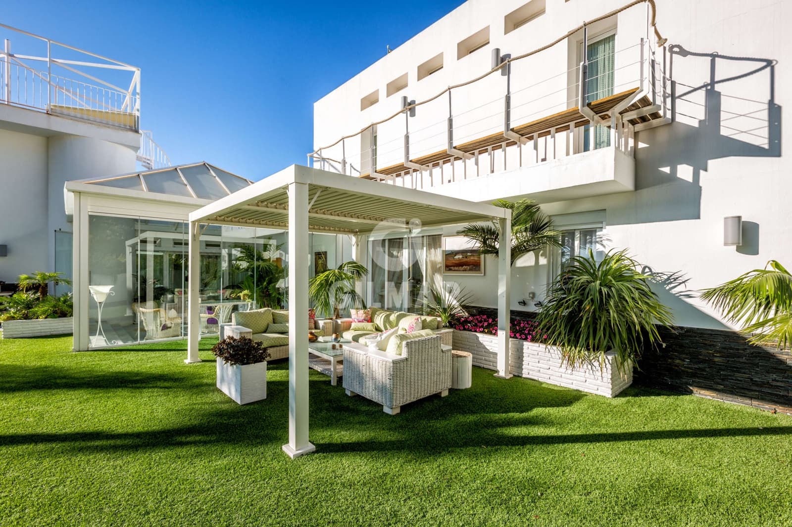 6 sypialnia Willa na sprzedaż w Estepona z basenem - 3 990 000 € (Ref: 9311859)