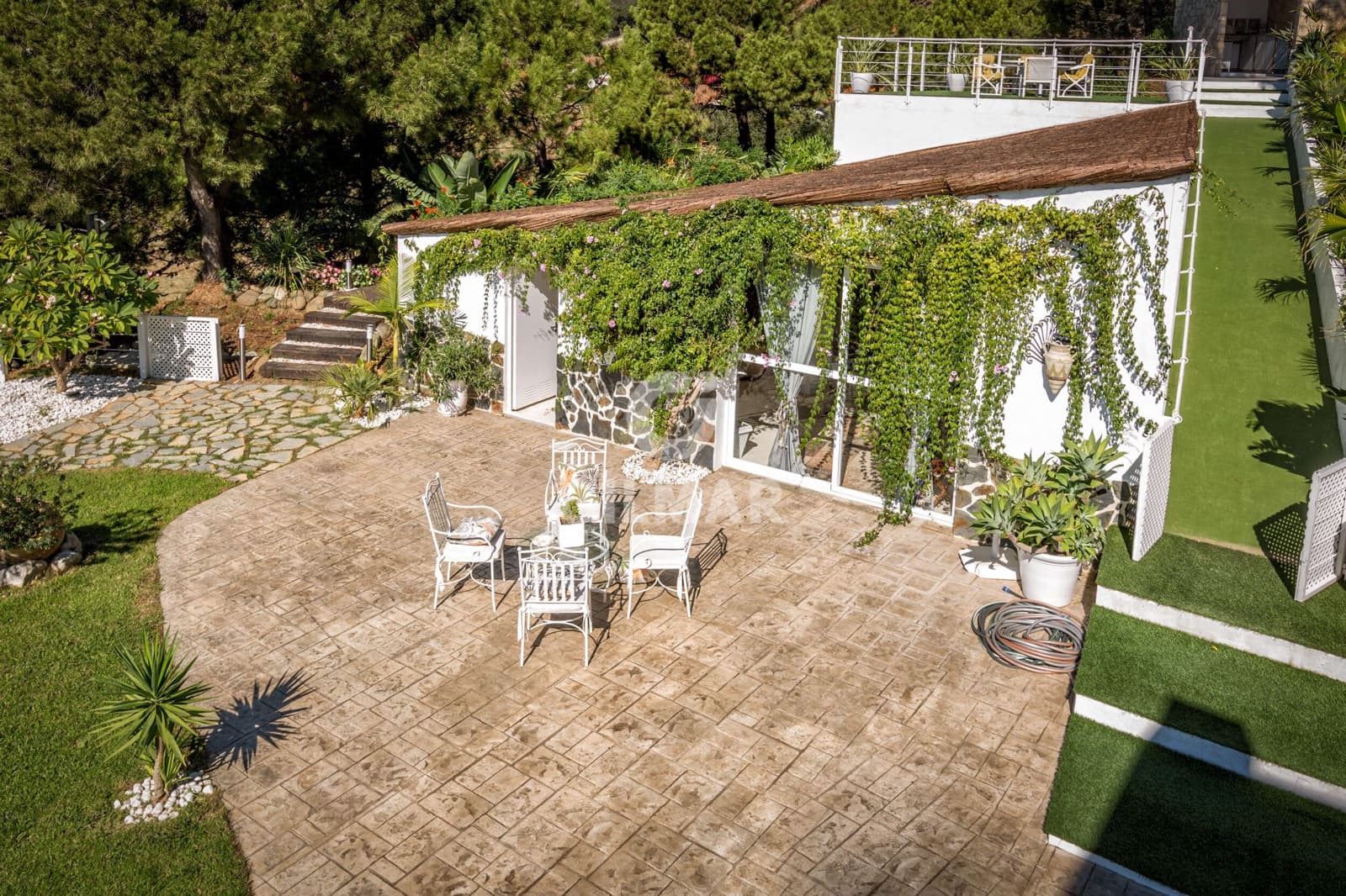 6 sypialnia Willa na sprzedaż w Estepona z basenem - 3 990 000 € (Ref: 9311859)