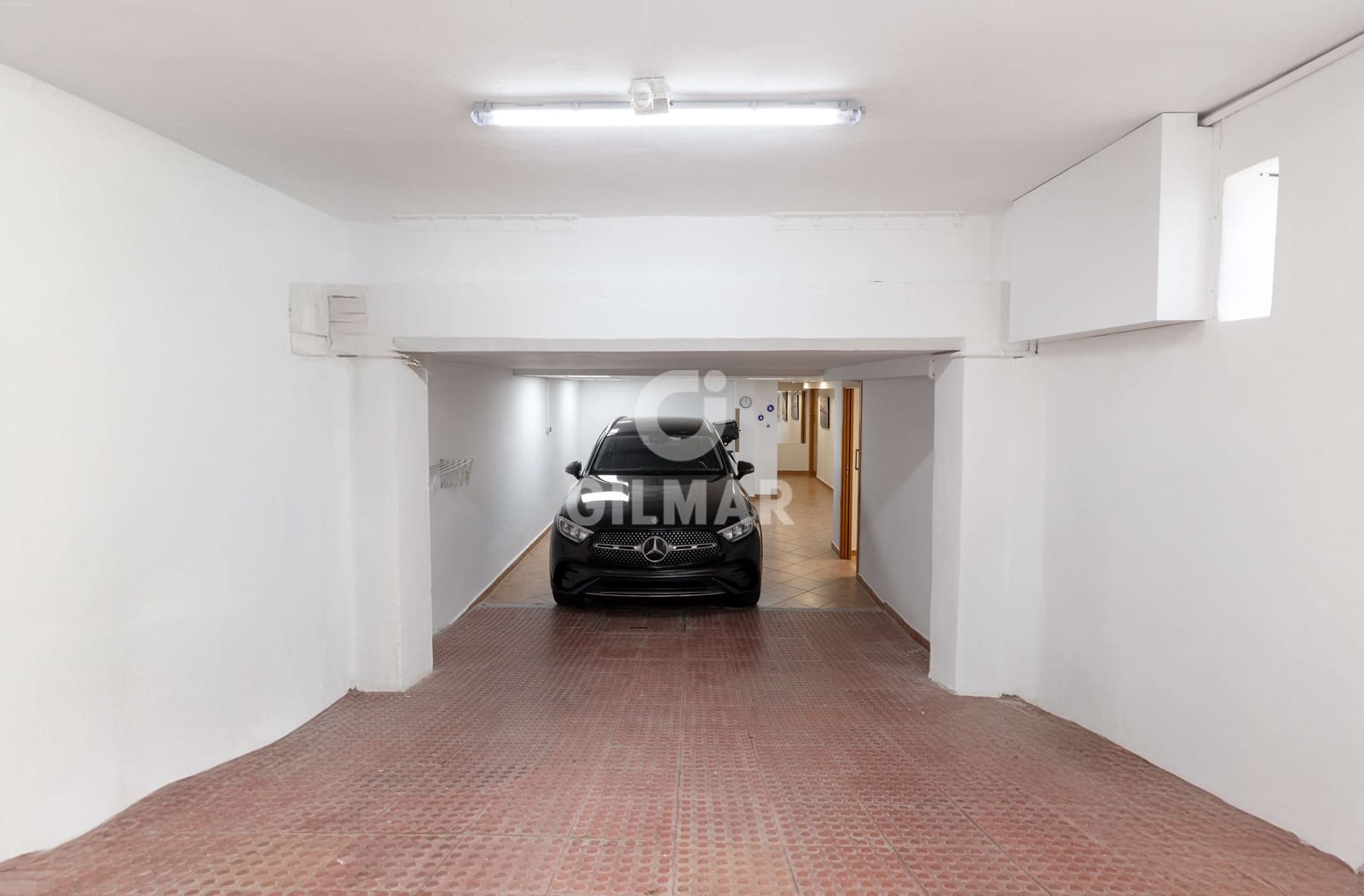 6 soverom Kjedet enebolig til salgs i Torremolinos med svømmebasseng garasje - € 975 000 (Ref: 9312071)