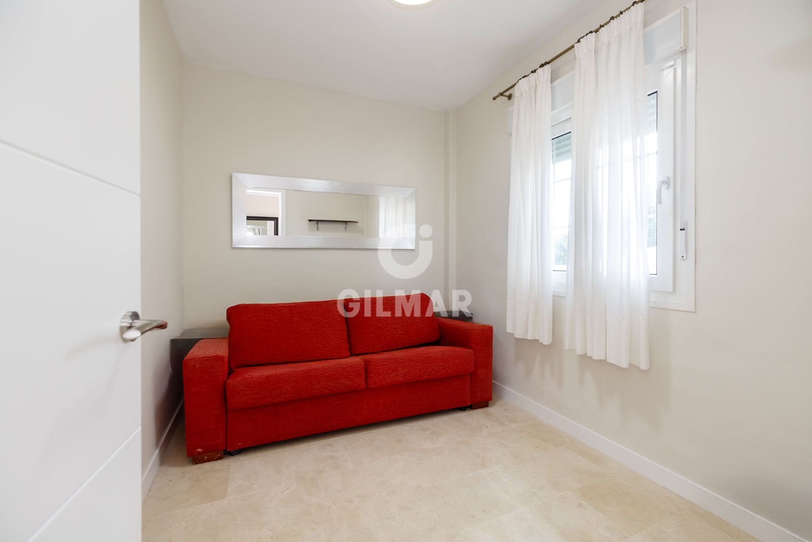 6 soverom Kjedet enebolig til salgs i Torremolinos med svømmebasseng garasje - € 975 000 (Ref: 9312071)