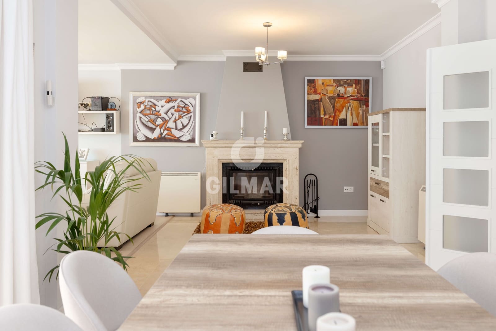 6 soverom Kjedet enebolig til salgs i Torremolinos med svømmebasseng garasje - € 975 000 (Ref: 9312071)