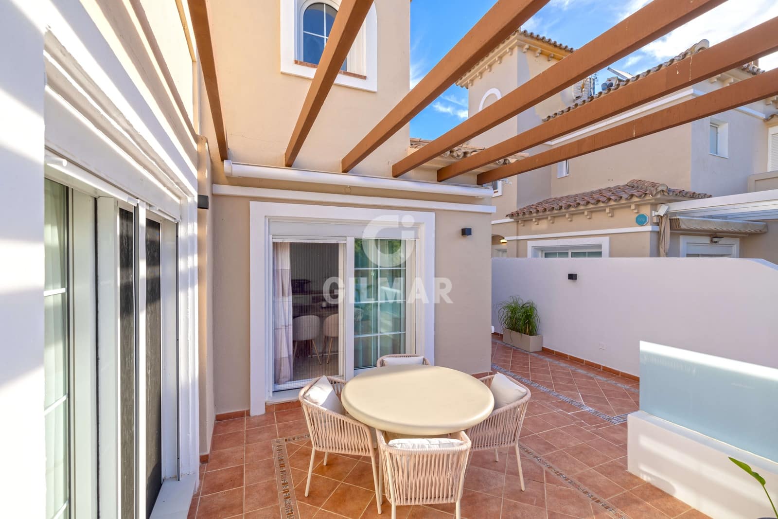 6 soverom Kjedet enebolig til salgs i Torremolinos med svømmebasseng garasje - € 975 000 (Ref: 9312071)