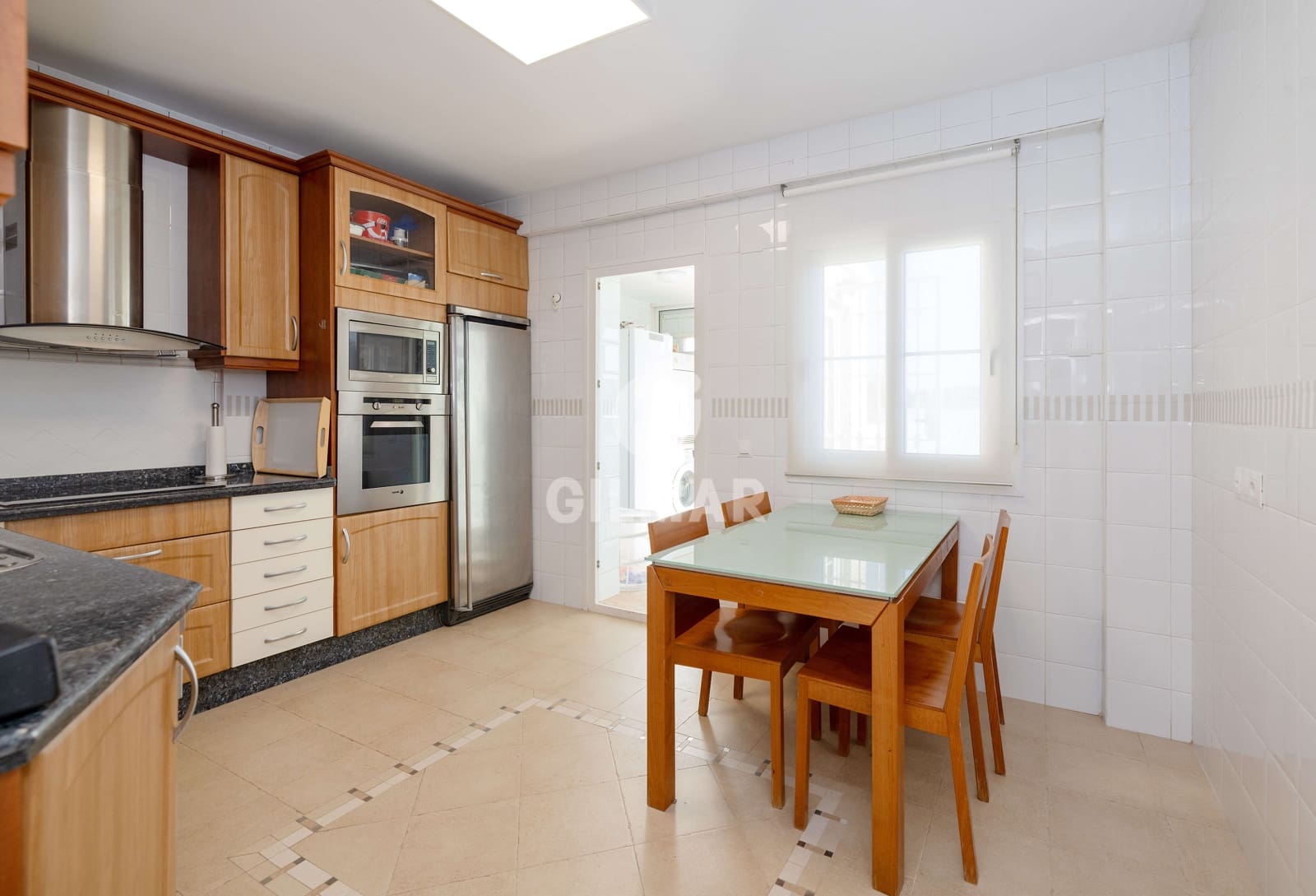 6 soverom Kjedet enebolig til salgs i Torremolinos med svømmebasseng garasje - € 975 000 (Ref: 9312071)