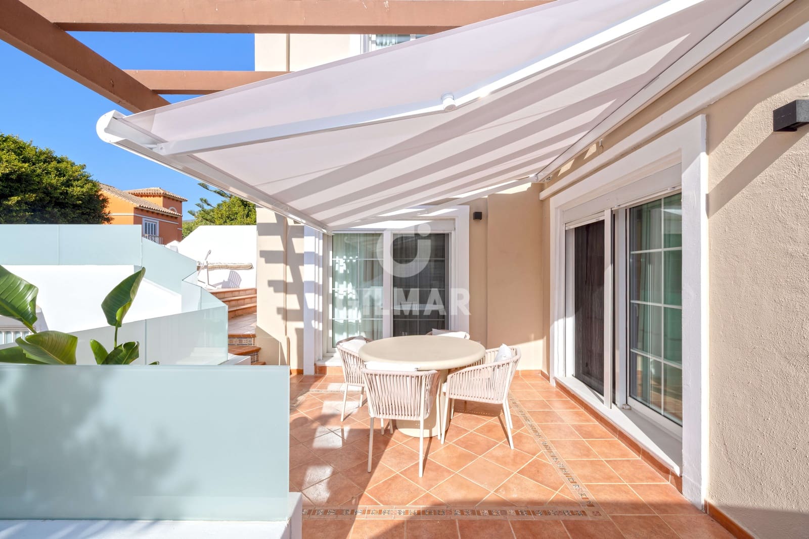6 soverom Kjedet enebolig til salgs i Torremolinos med svømmebasseng garasje - € 975 000 (Ref: 9312071)