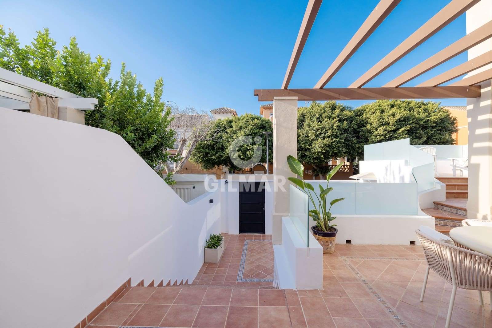 6 soverom Kjedet enebolig til salgs i Torremolinos med svømmebasseng garasje - € 975 000 (Ref: 9312071)