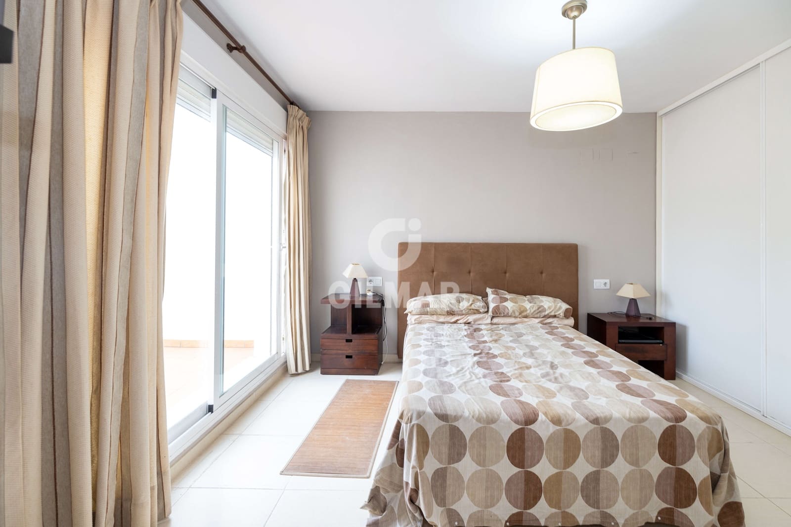 Piso de 2 habitaciones en Benalmadena Costa en venta con piscina garaje - 350.000 € (Ref: 9312074)
