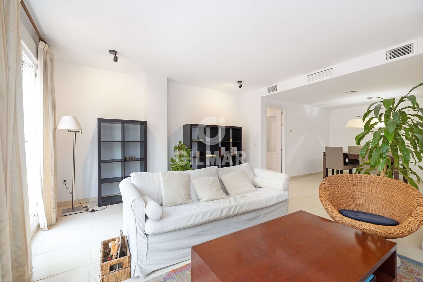 Piso de 2 habitaciones en Benalmadena Costa en venta con piscina garaje - 350.000 € (Ref: 9312074)