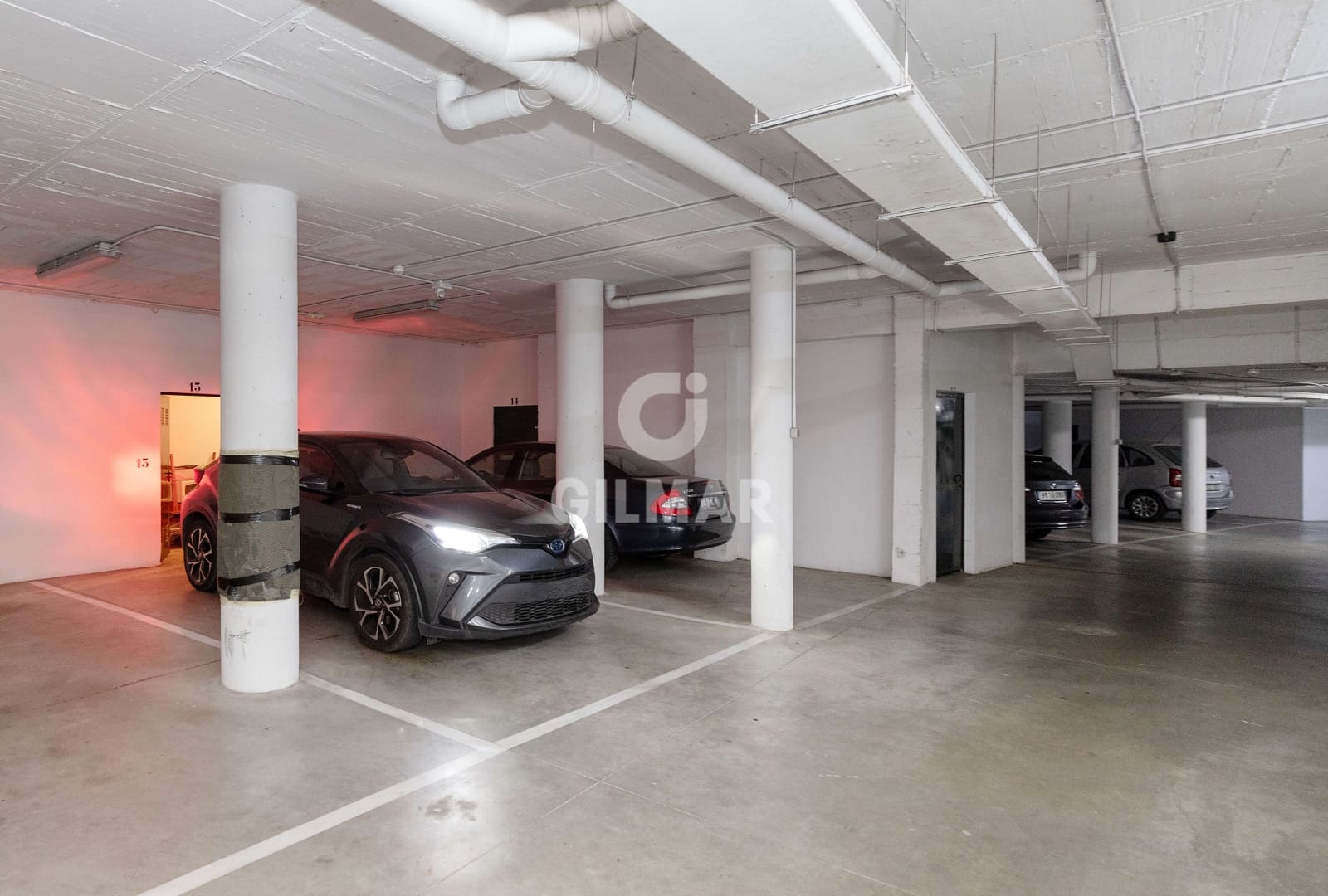 Piso de 2 habitaciones en Benalmadena Costa en venta con piscina garaje - 350.000 € (Ref: 9312074)