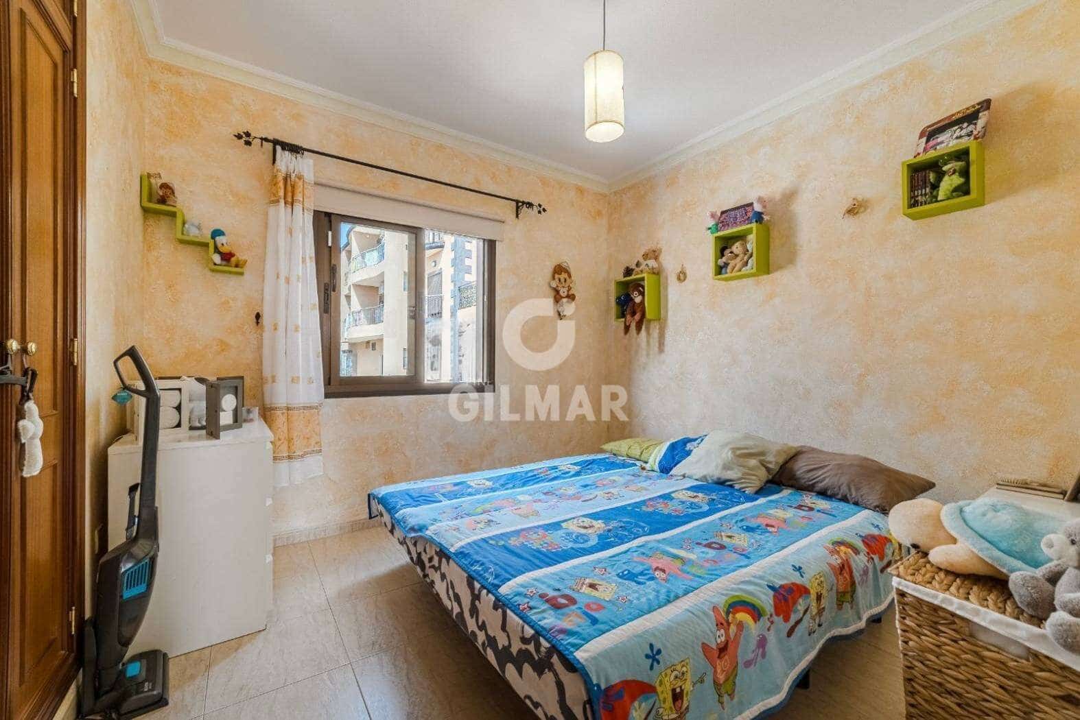 4 sovrum Radhus till salu i Adeje med pool - 575 000 € (Ref: 9315115)