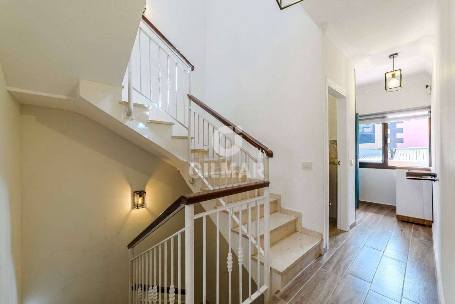 4 sovrum Radhus till salu i Adeje med pool - 575 000 € (Ref: 9315115)