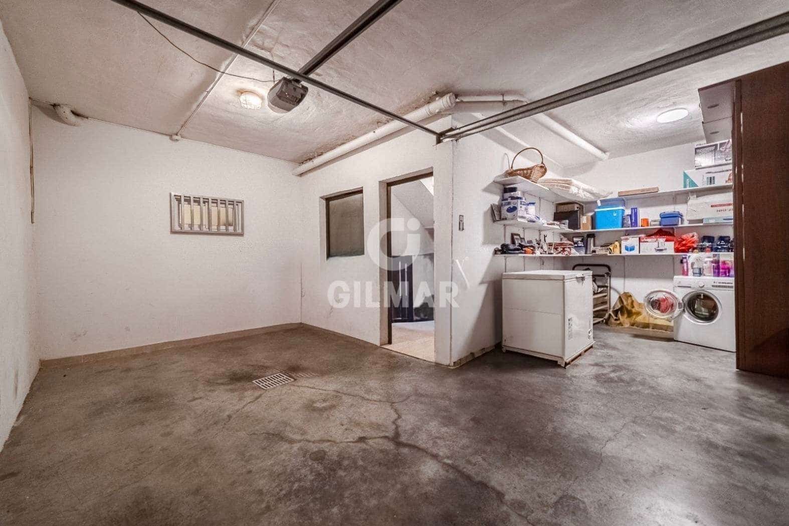 4 sovrum Radhus till salu i Adeje med pool - 575 000 € (Ref: 9315115)