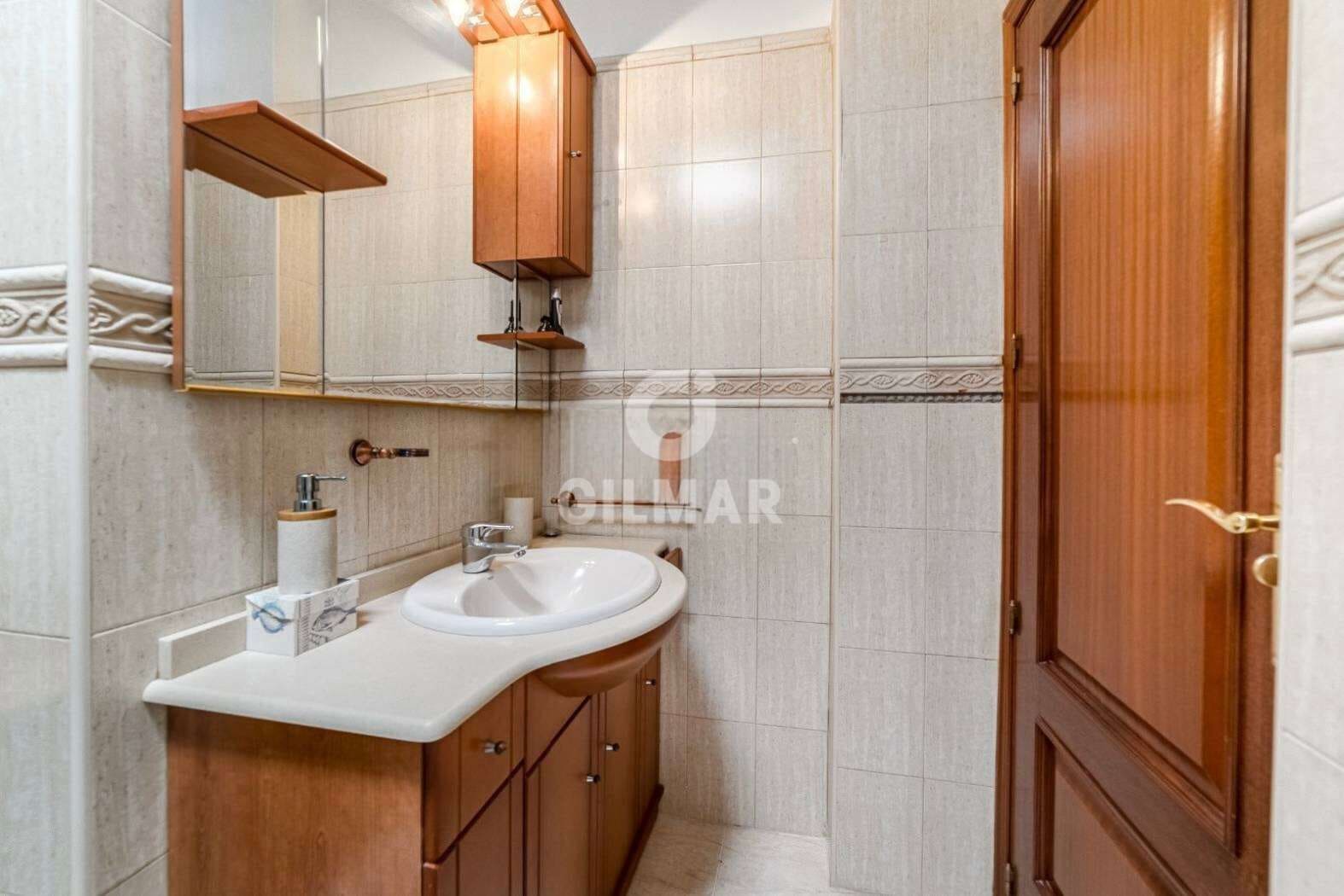 4 sovrum Radhus till salu i Adeje med pool - 575 000 € (Ref: 9315115)