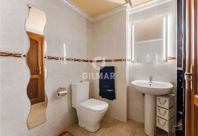3 bedroom Flat for sale in Casco Urbano, Adeje - € 294,000 (Ref: 9315244)