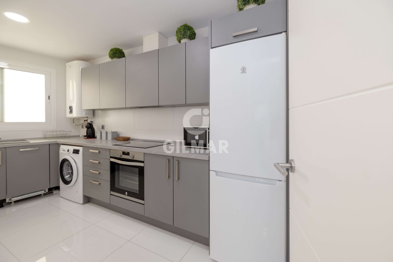 2 soverom Leilighet til salgs i Marbella med garasje - € 555 000 (Ref: 9318148)