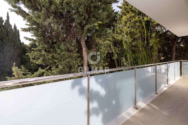 2 soverom Leilighet til salgs i Playa Bajadilla - Puertos, Marbella med garasje - € 555 000 (Ref: 9318148)