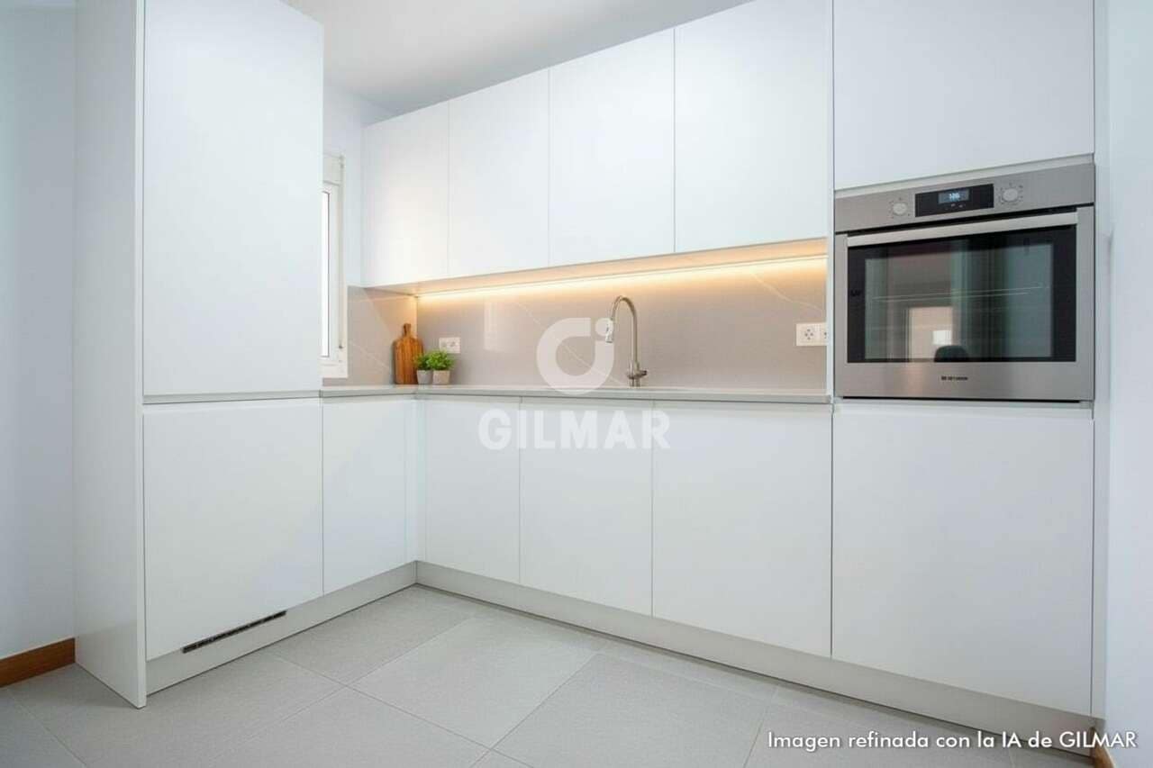 1 makuuhuone Asunto myytävänä paikassa Los Cristianos mukana uima-altaan - 295 000 € (Ref: 9319897)