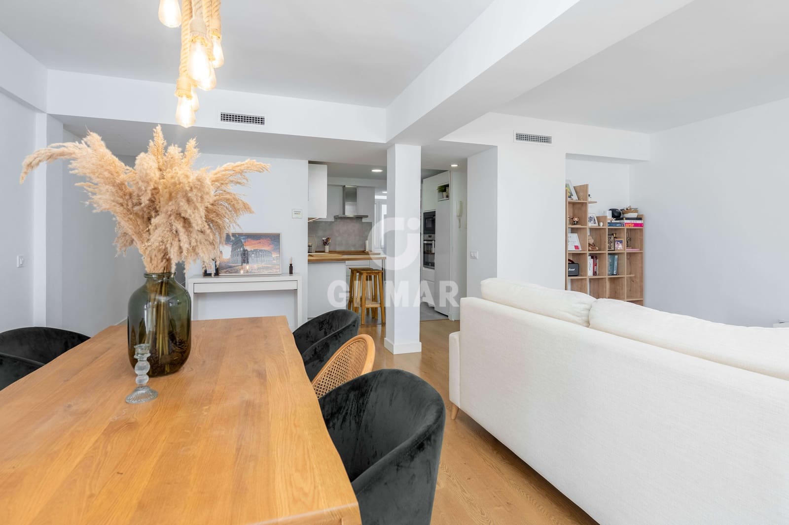 3 soverom Leilighet til salgs i San Fernando med garasje - € 295 000 (Ref: 9320012)