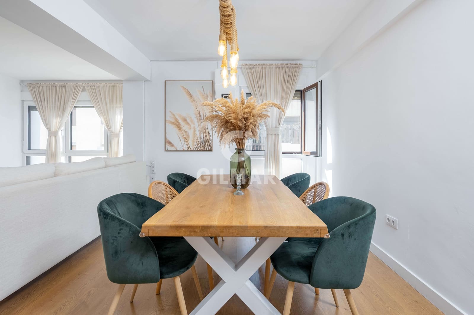 3 soverom Leilighet til salgs i San Fernando med garasje - € 295 000 (Ref: 9320012)