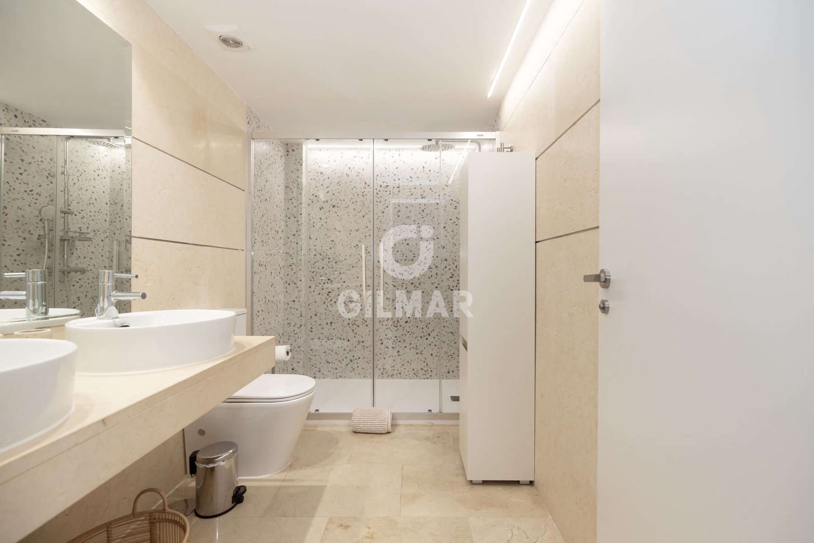 2 soveværelse Lejlighed til salg i Estepona med swimmingpool garage - € 435.000 (Ref: 9329808)