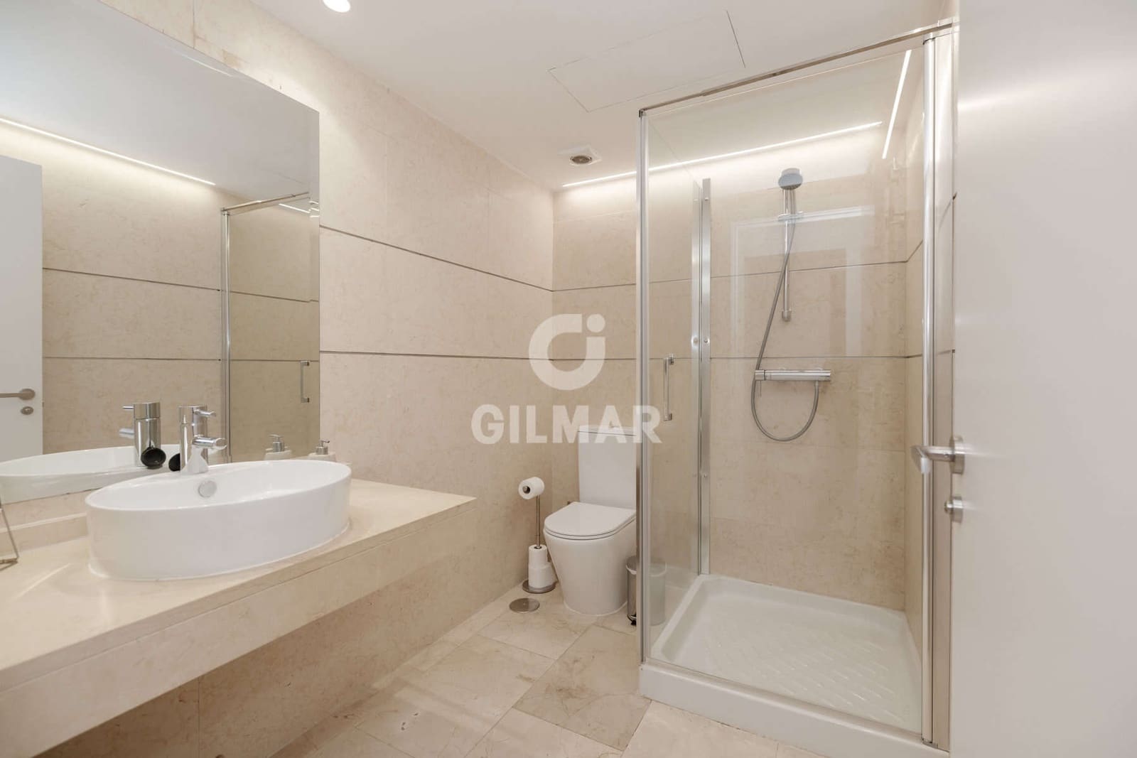 2 soveværelse Lejlighed til salg i Estepona med swimmingpool garage - € 435.000 (Ref: 9329808)