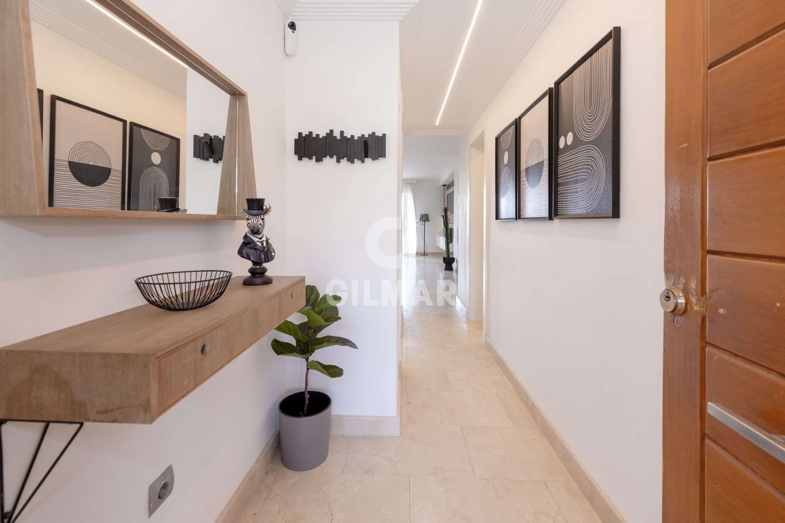 2 soveværelse Lejlighed til salg i Estepona med swimmingpool garage - € 435.000 (Ref: 9329808)